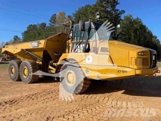 CAT 725C2 Дъмпери/моторни превозни средства