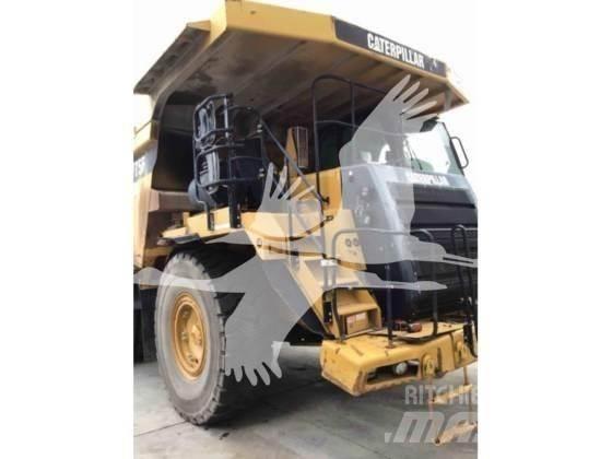 CAT 775F Дъмпери/моторни превозни средства