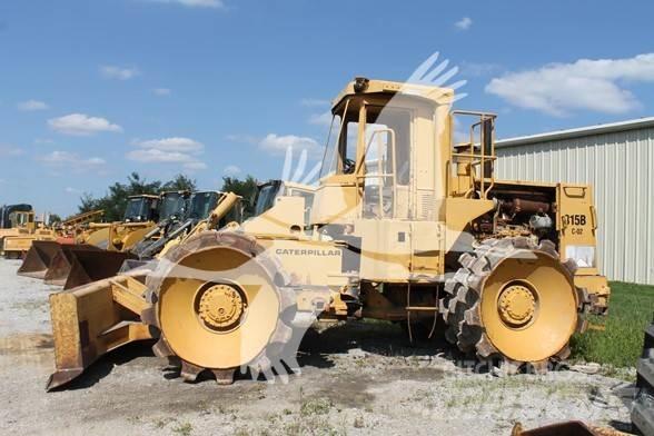 CAT 815B Еднобарабанни ролки
