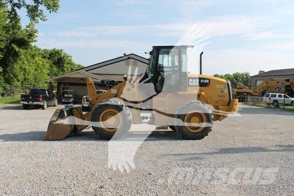 CAT 914M Колесни товарачи