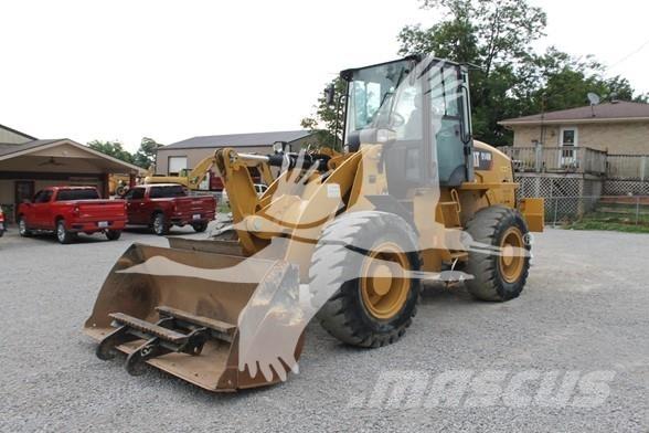 CAT 914M Колесни товарачи