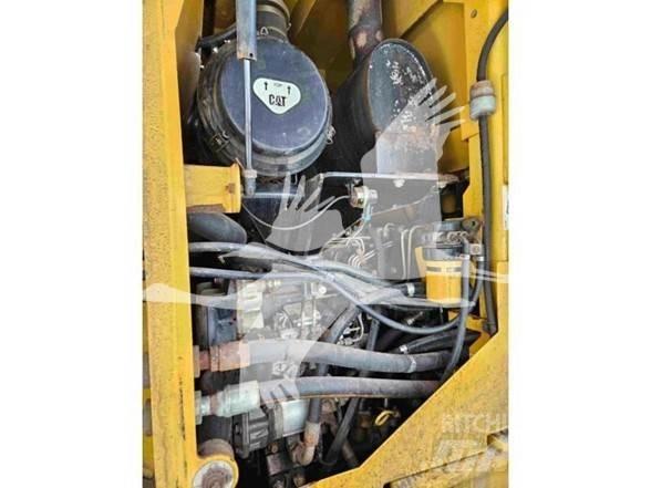 CAT 924G Колесни товарачи