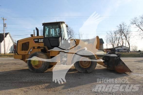 CAT 924K Колесни товарачи