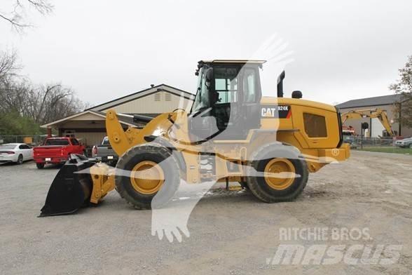 CAT 924K Колесни товарачи