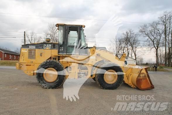CAT 928G Колесни товарачи