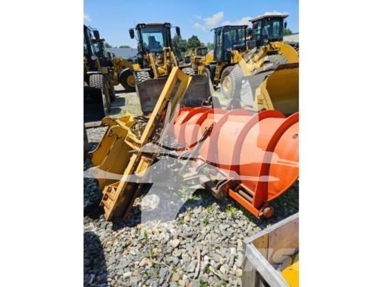 CAT 928G Колесни товарачи
