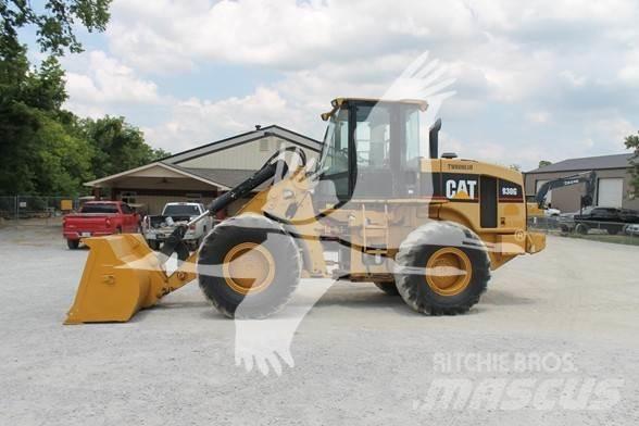 CAT 930G Колесни товарачи
