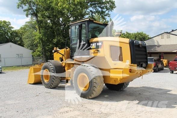 CAT 930K Колесни товарачи