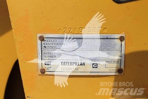 CAT 953C Верижен товарач