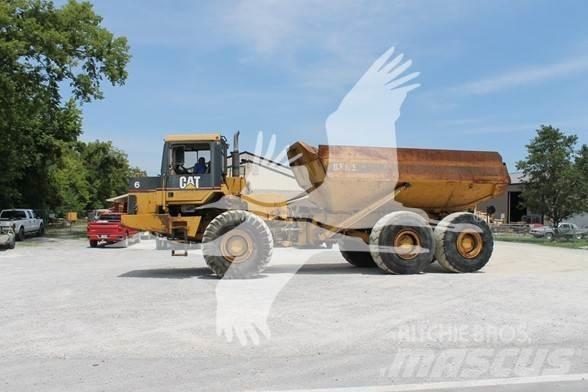 CAT D350E Дъмпери/моторни превозни средства