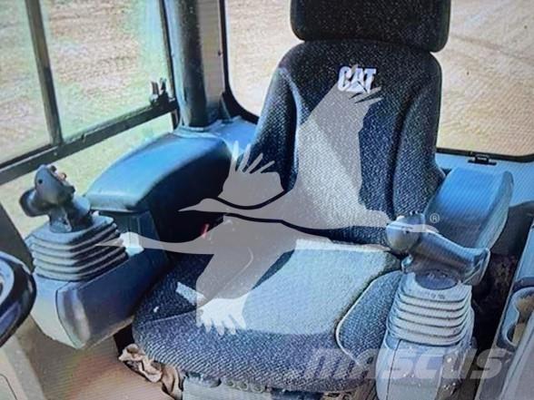 CAT D5K2 LGP Верижни булдозери
