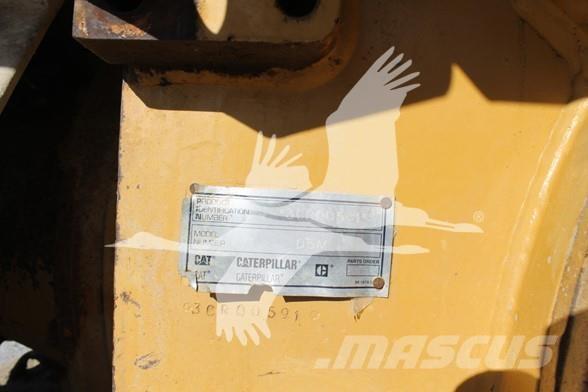 CAT D5M LGP Верижни булдозери
