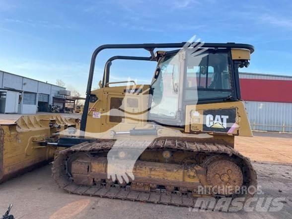 CAT D6K2 LGP Верижни булдозери
