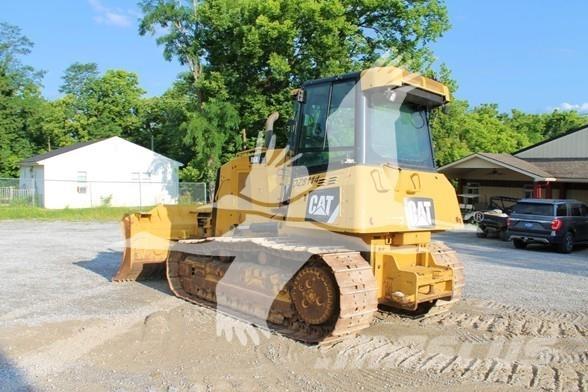CAT D6K2 XL Верижни булдозери
