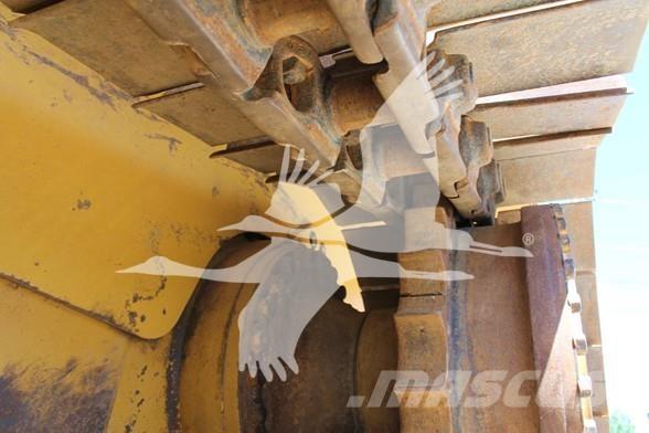 CAT D6R XW II Верижни булдозери
