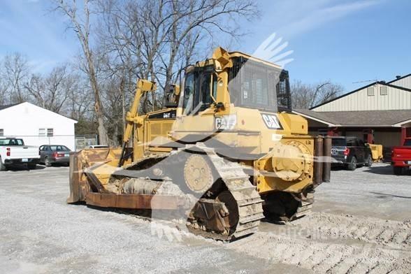 CAT D6T XL Верижни булдозери
