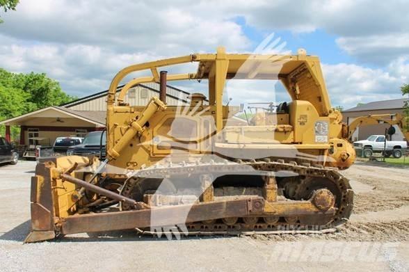 CAT D7F Верижни булдозери
