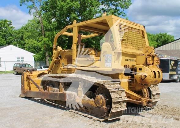CAT D7F Верижни булдозери
