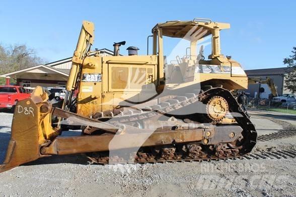 CAT D8N Верижни булдозери
