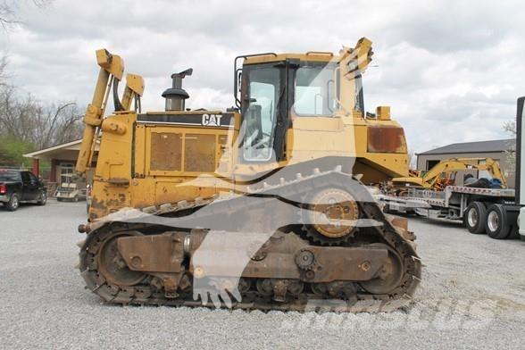 CAT D8R II Верижни булдозери
