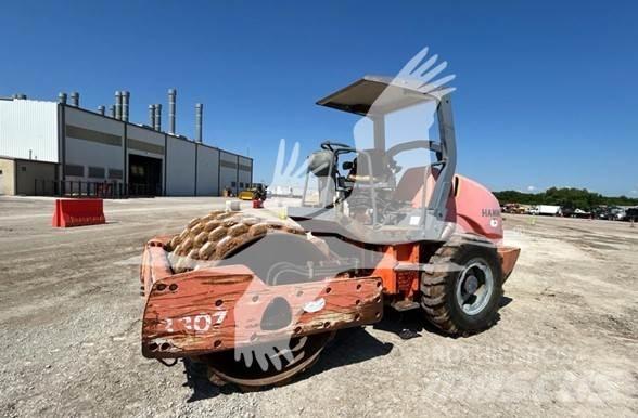 Hamm 3307P Еднобарабанни ролки
