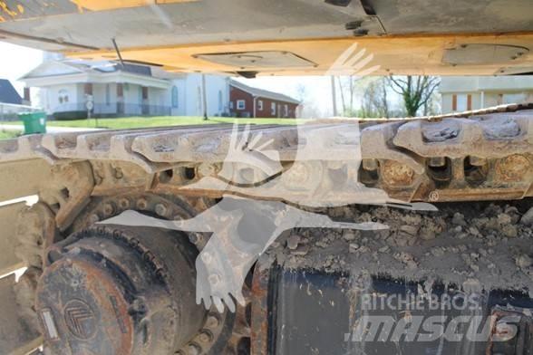 JCB JS300 Верижен екскаватор
