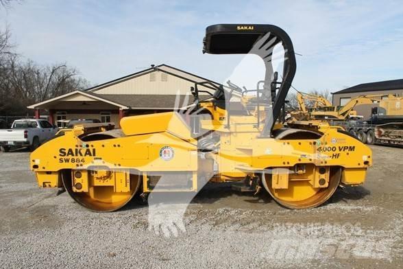 Sakai SW884 Еднобарабанни ролки
