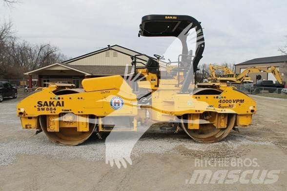 Sakai SW884 Еднобарабанни ролки
