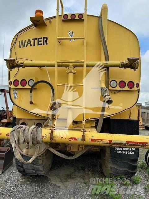 Volvo A25B Цистерни за вода
