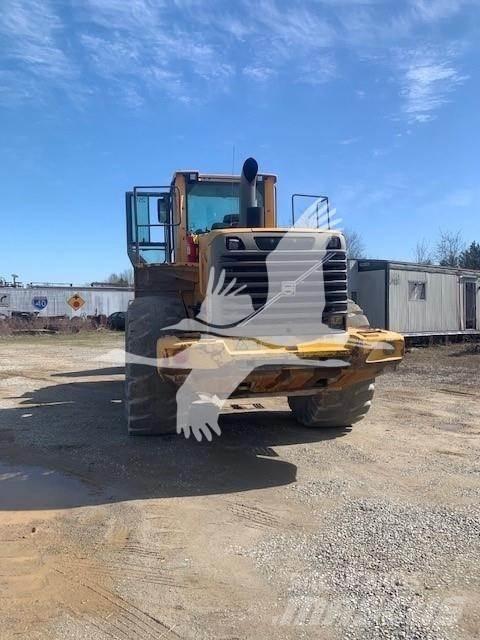 Volvo L220F Колесни товарачи