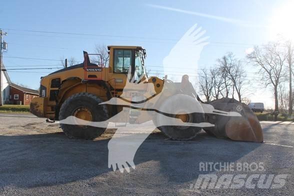 Volvo L220H Колесни товарачи