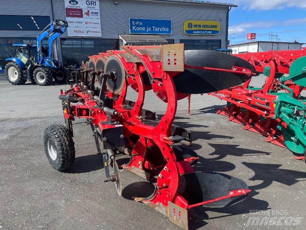 Akpil KM180R Реверсивни плугове