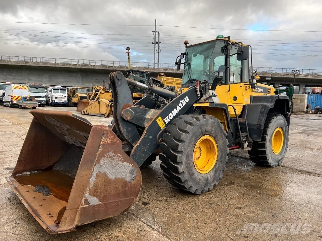 Komatsu WA320PZ-6 Колесни товарачи