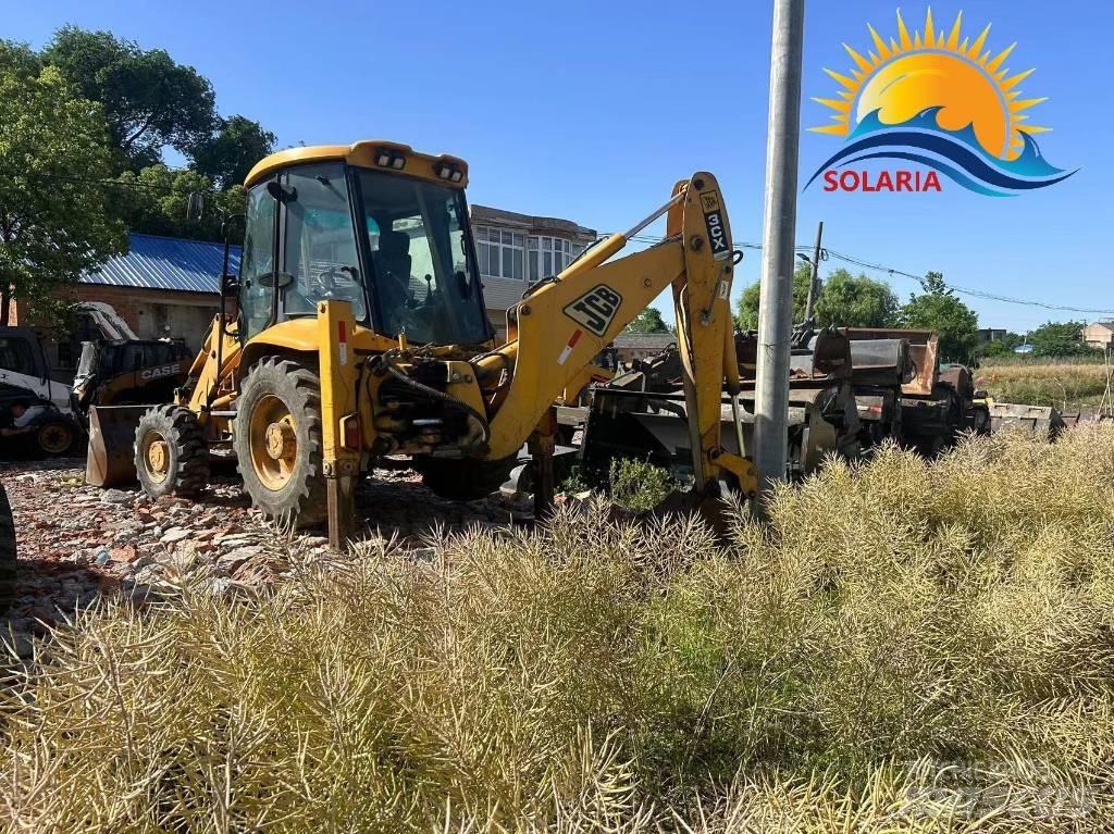 JCB 3 CX Товарач със заден ексватор
