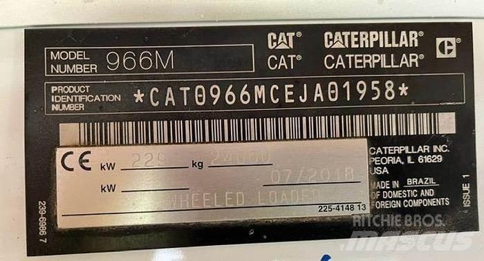 CAT 966M Колесни товарачи