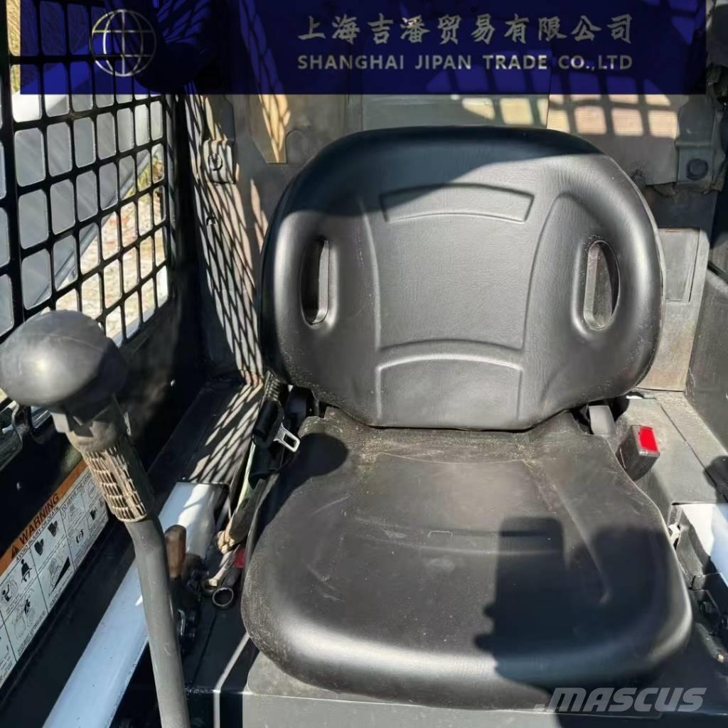 Bobcat S 130 Мини товарачи
