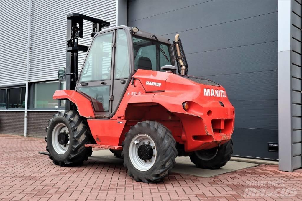 Manitou M 26.4 Камиони за херавни местности