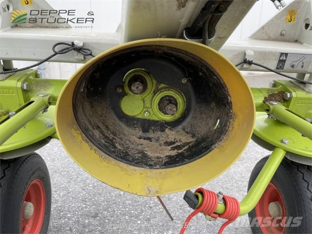 CLAAS Volto 900 Гребла и сенообръщачки