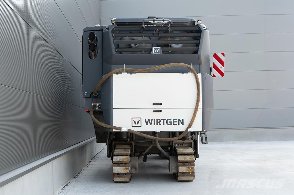 Wirtgen W 220 FI Машини за студено раздробяване на асфалт