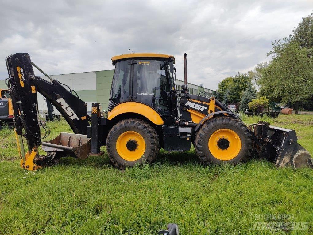 MST M644PLUS Товарач със заден ексватор