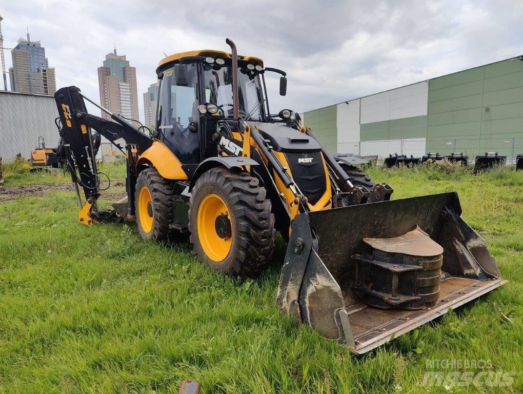 MST M644PLUS Товарач със заден ексватор