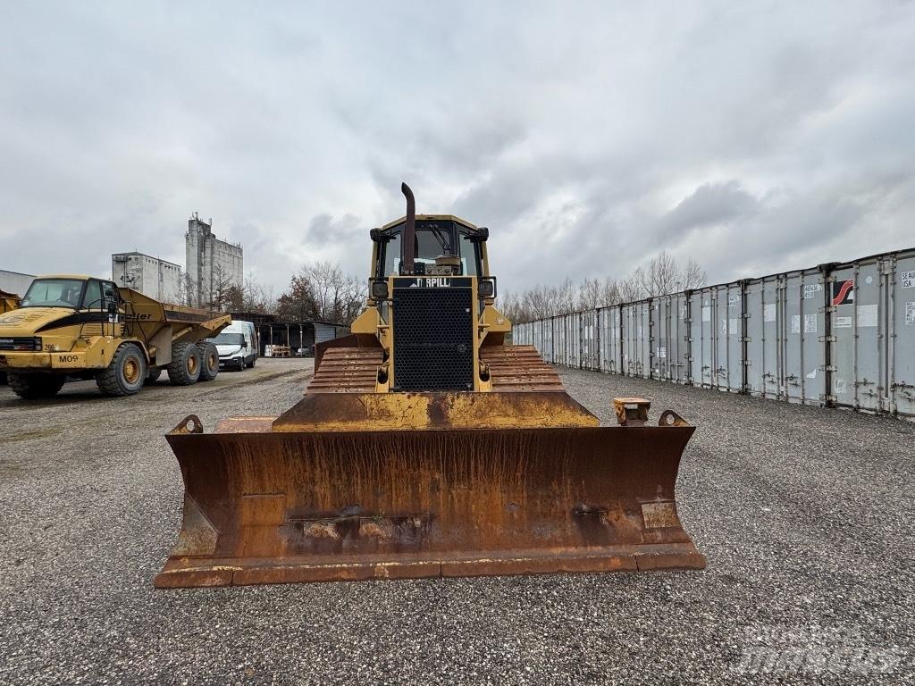 CAT D 5 M LGP Верижни булдозери
