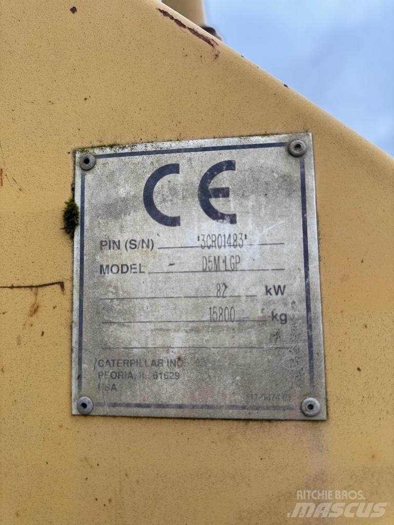 CAT D 5 M LGP Верижни булдозери
