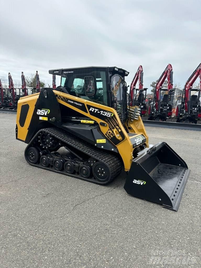 ASV RT135 Мини товарачи

