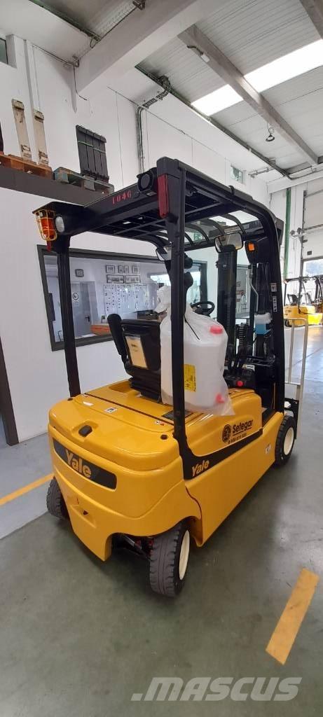 Yale ERP 18 VF LWB Електрически вилични кари-повдигачи