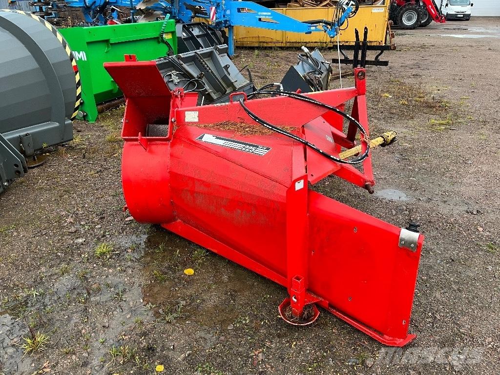 Esko 225 Снегохвъргачки
