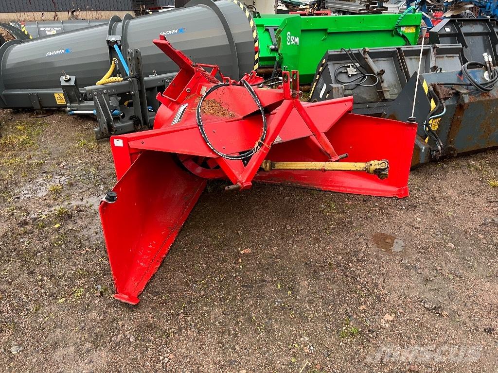 Esko 225 Снегохвъргачки
