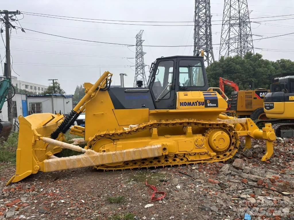 Komatsu D 85 E-12 Верижни булдозери
