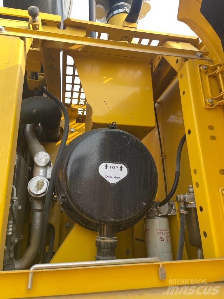 Komatsu 350 Верижен екскаватор