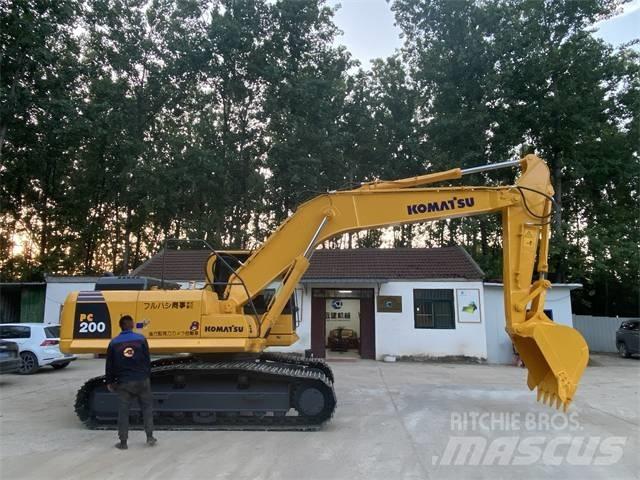Komatsu PC200-8 Верижен екскаватор